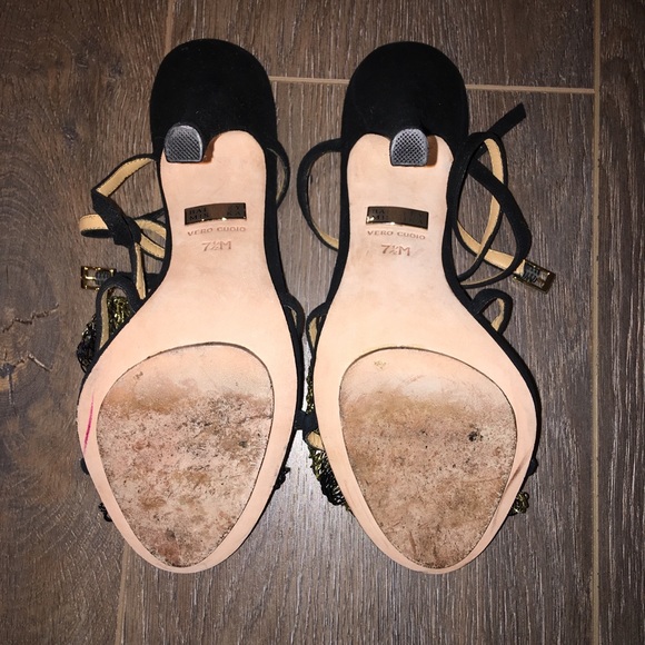 Badgley Mischks Black Heels with Black/Gold Bow - Picture 2 of 3